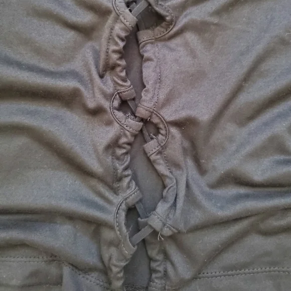 Forever 21 black off the shoulder lace up crop top - Picture 3 of 6